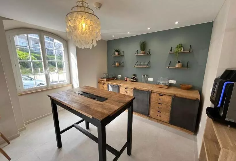 فندق Hôtel Barnea