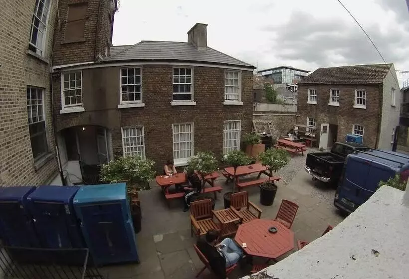 Hotel Backpackers Citi Hostel