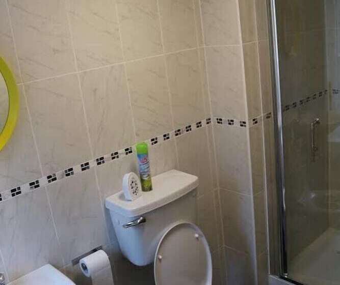 בית מלון כפרי Backpackers Citi Hostel