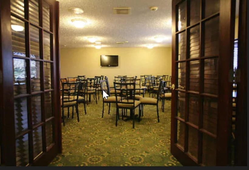 호텔 Baymont By Wyndham Dale