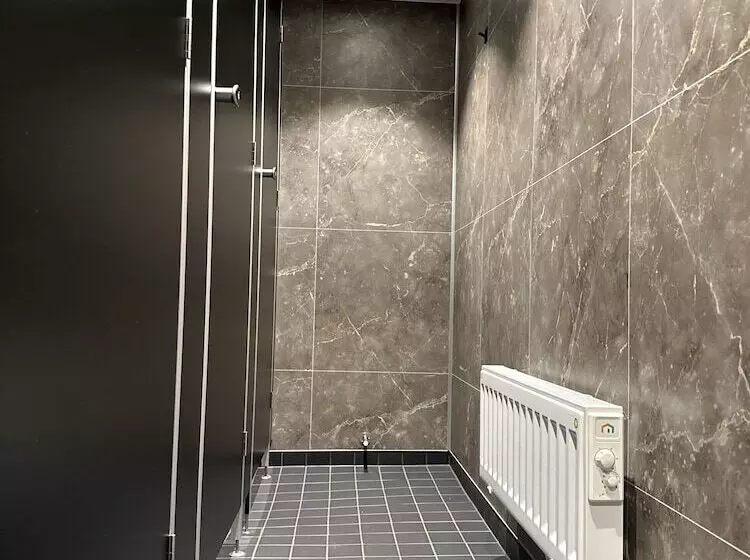 호텔 Den Röda Båten