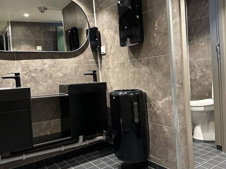 ホテル Den Röda Båten