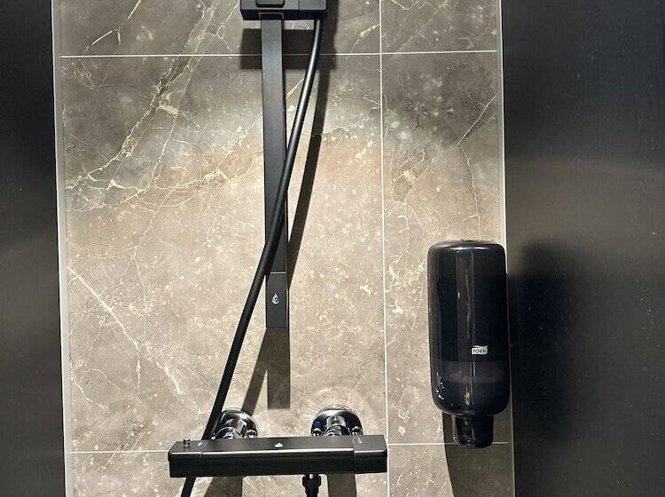 ホテル Den Röda Båten