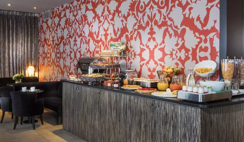 هتل Gardette Park