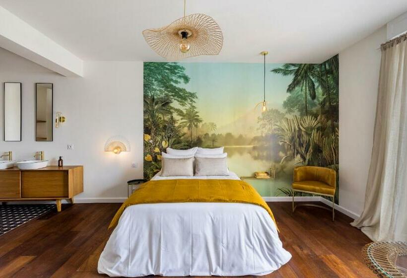 تختخواب و صبحانه Libertitu