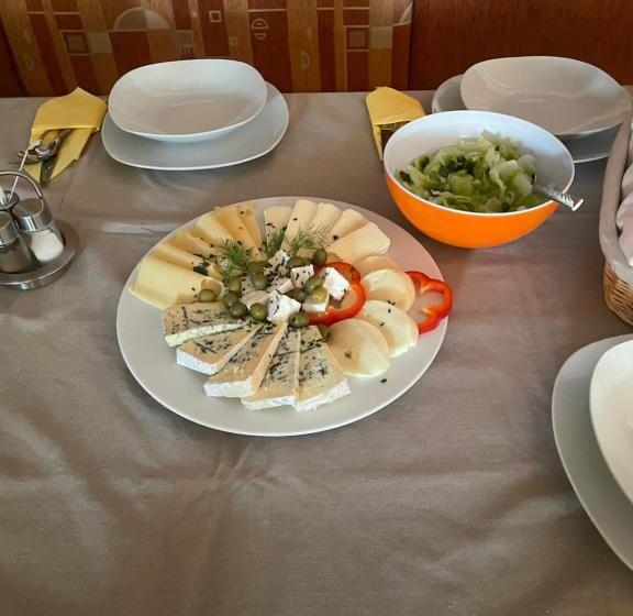 مبيت وإفطار Pension Seeblick Purbach