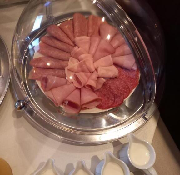 مبيت وإفطار Pension Seeblick Purbach