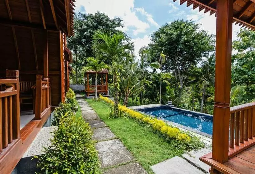 هتل Kelingking Mesari Villa And Spa