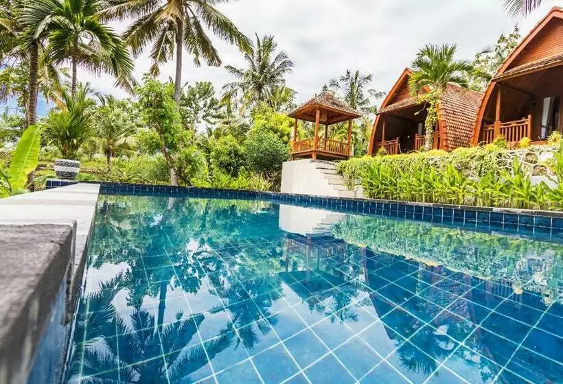 هتل Kelingking Mesari Villa And Spa