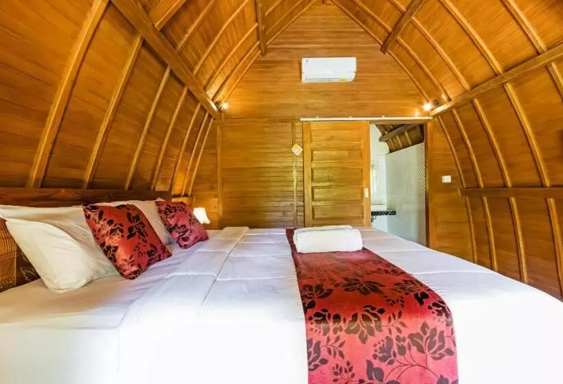 هتل Kelingking Mesari Villa And Spa