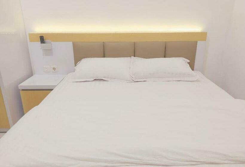 بنسيون Griya Anggrek