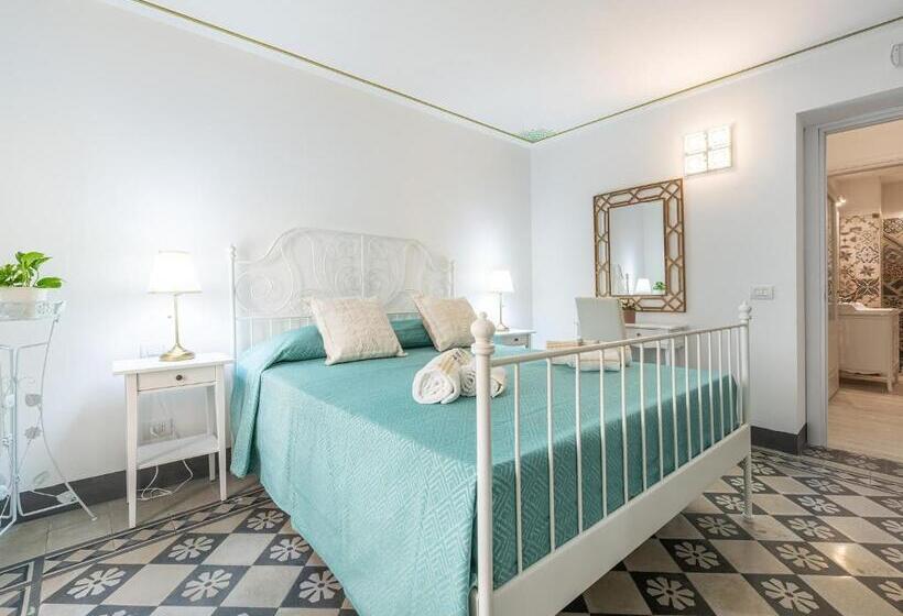 بنسيون La Buona Stella Rooms   City Centre