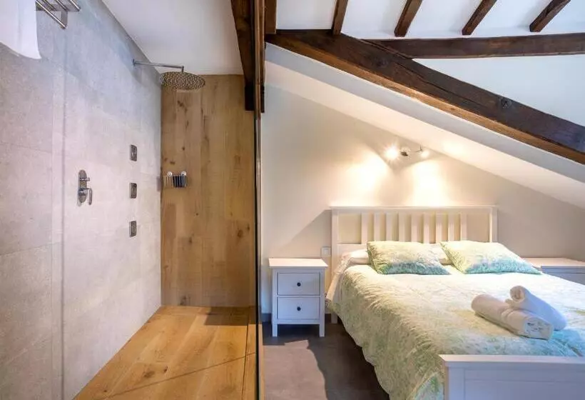 Apartamentos Los Edules