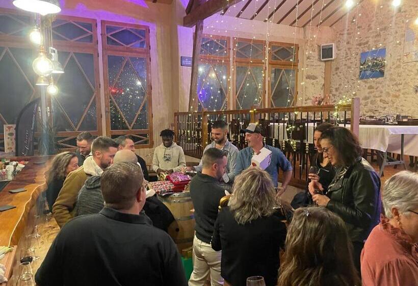 ベッドアンドブレックファースト Domaine La Tour