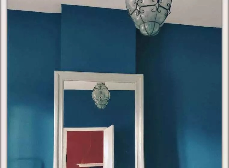 Aamiaismajoitus (B&B) La Belle Dame