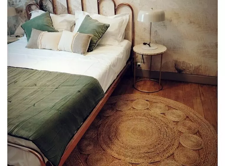 Aamiaismajoitus (B&B) La Belle Dame