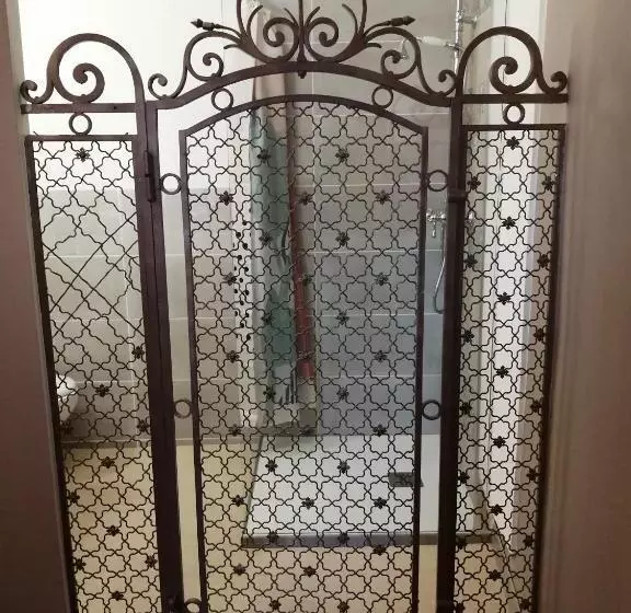 Aamiaismajoitus (B&B) La Belle Dame