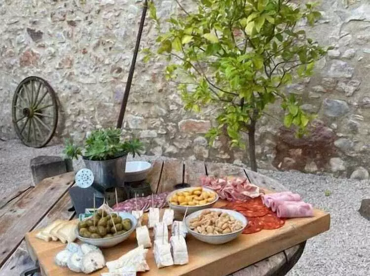 Aamiaismajoitus (B&B) Monte Vinea