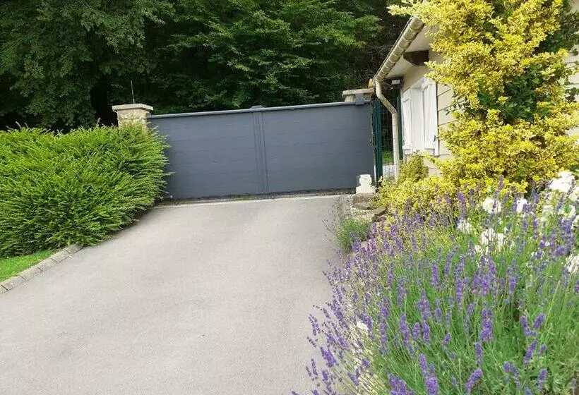 ベッドアンドブレックファースト Relais Des Tourterelles