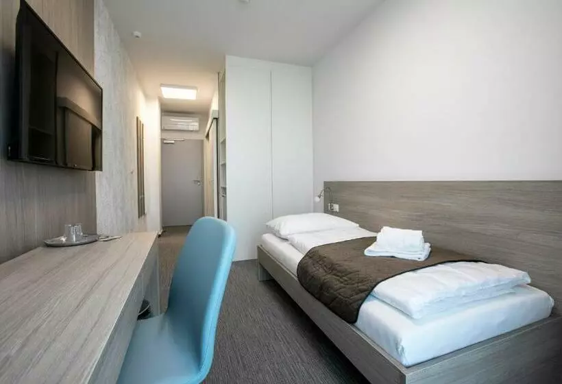 ホテル Hendi Centrum