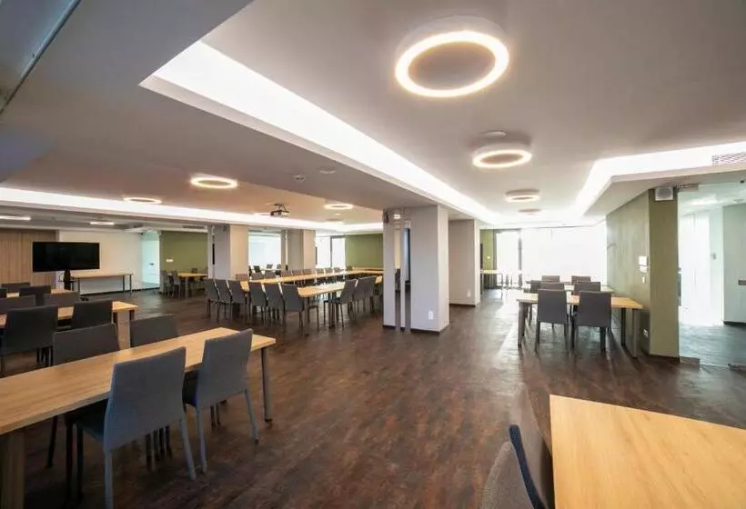 ホテル Hendi Centrum