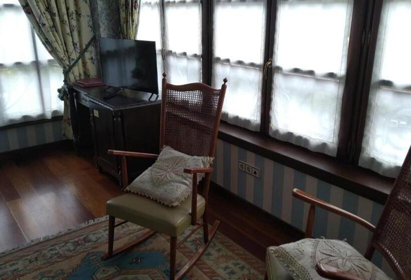 فندق Palacete Real