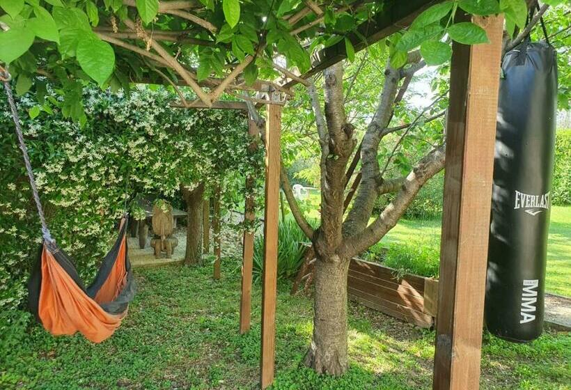 Пансион La Cabane Du Pesquier En Provence