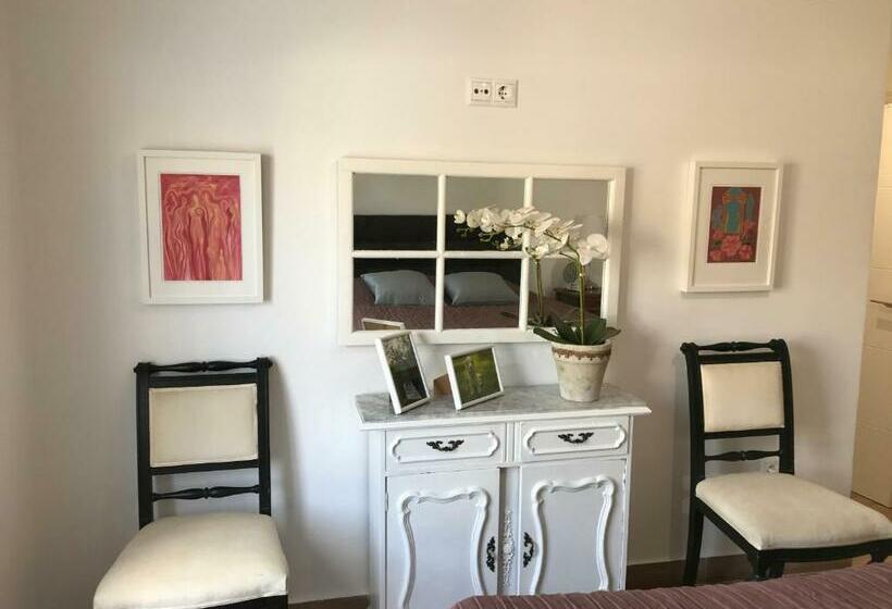 住宿加早餐  Casa Sofia In Crevillente