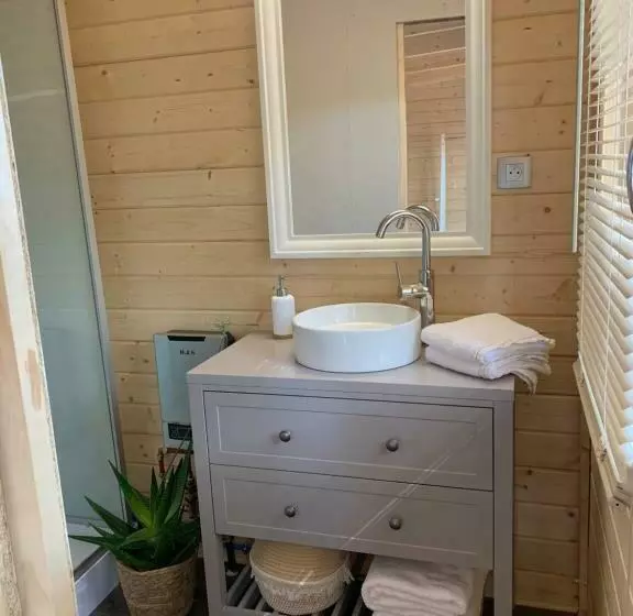 ベッドアンドブレックファースト Chambre Privée Avec Accès Piscine