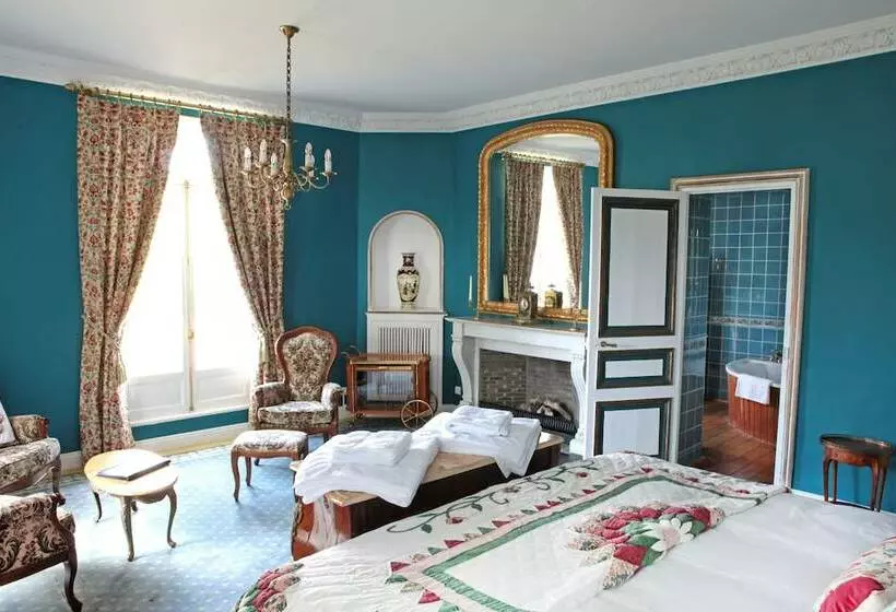 تختخواب و صبحانه Château D Escurat