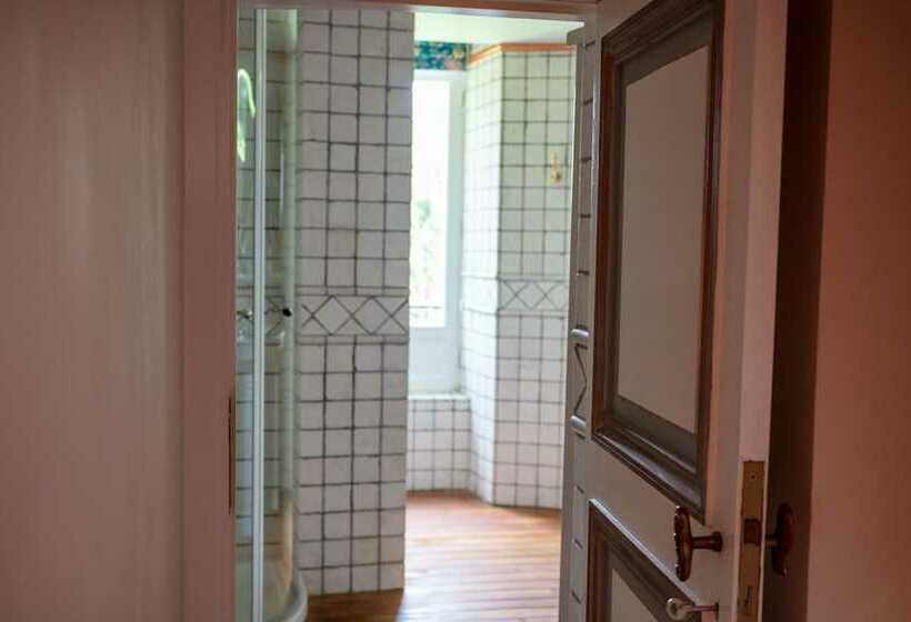 צימר Château D Escurat