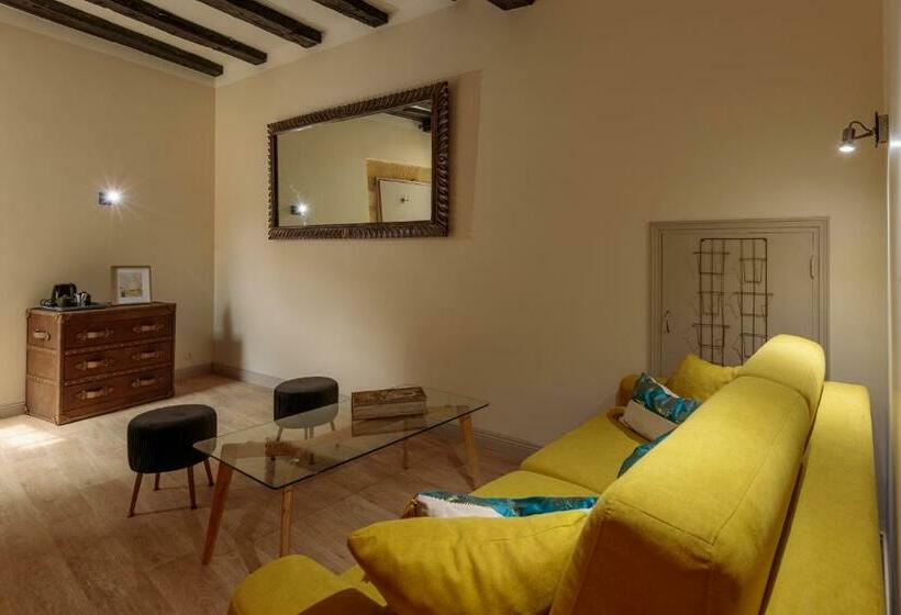 تختخواب و صبحانه Le Lys Dort Sarlat