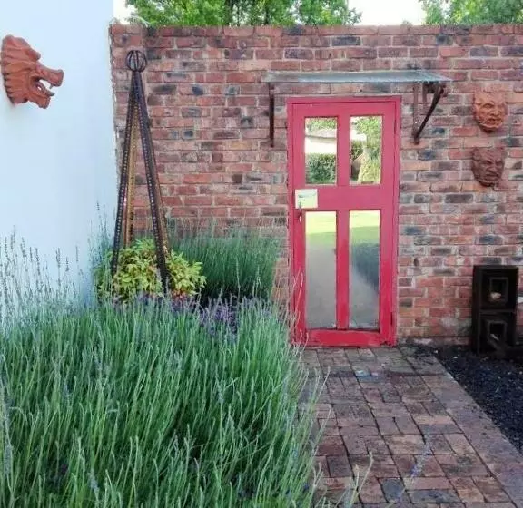 Aamiaismajoitus (B&B) The Gables Guest House