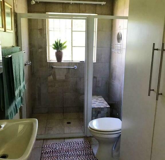 ベッドアンドブレックファースト The Gables Guest House