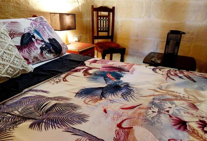 تختخواب و صبحانه The Lyndee House