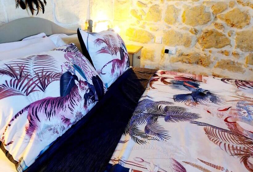 تختخواب و صبحانه The Lyndee House