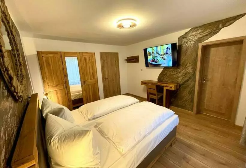 Hotelli Restaurant Unikat