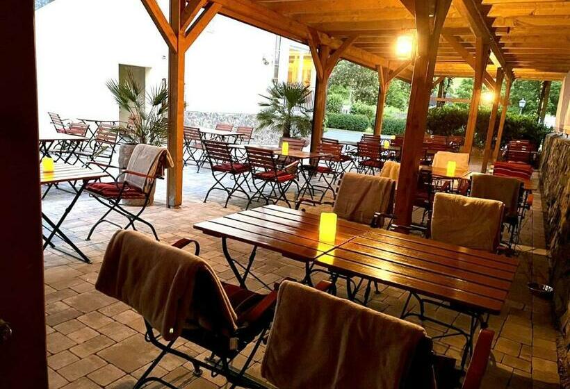 בית מלון כפרי Restaurant Unikat