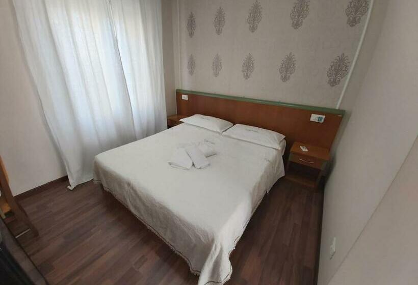 بنسيون Le Stanze Di Luma