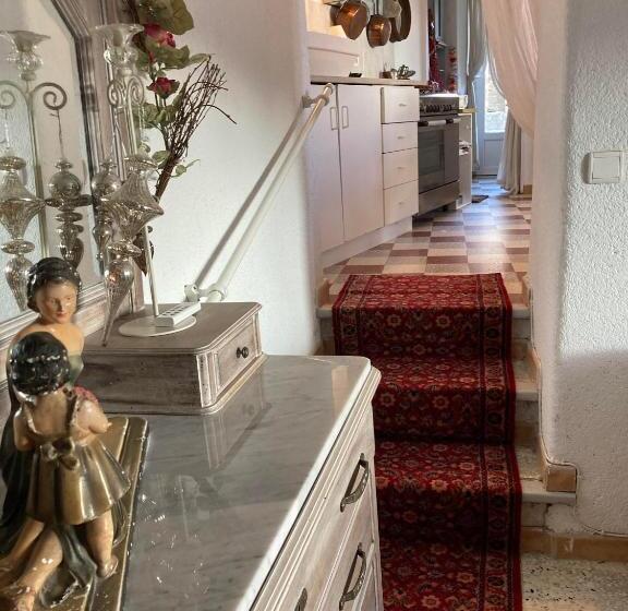 פנסיון Les Magnolias