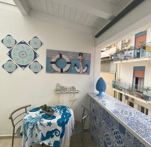 פנסיון Marina Bay