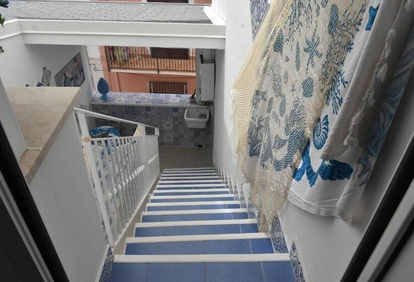 פנסיון Marina Bay