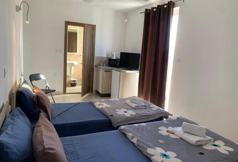 پانسیون Mon Chery