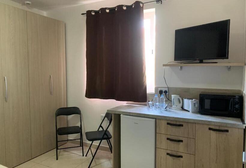 پانسیون Mon Chery