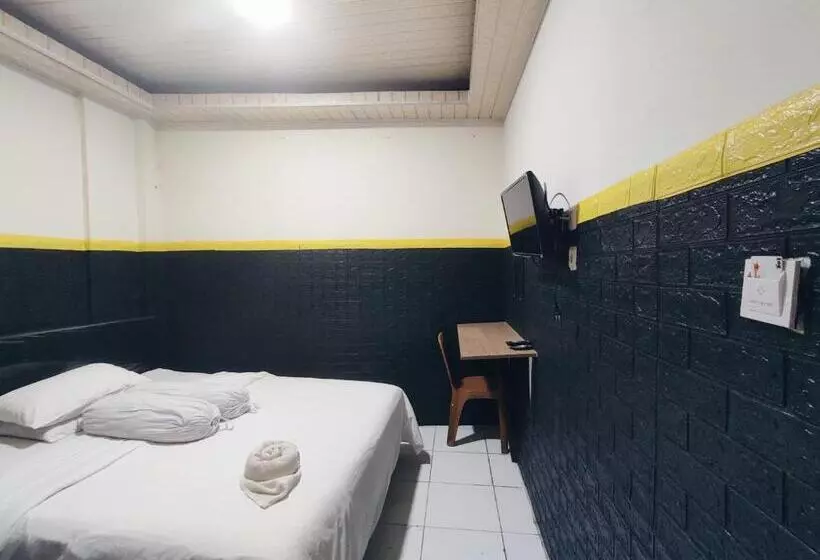 Majatalo Superstar Residence Tomohon Redpartner