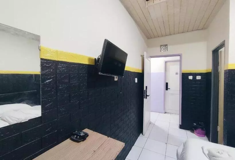 Majatalo Superstar Residence Tomohon Redpartner