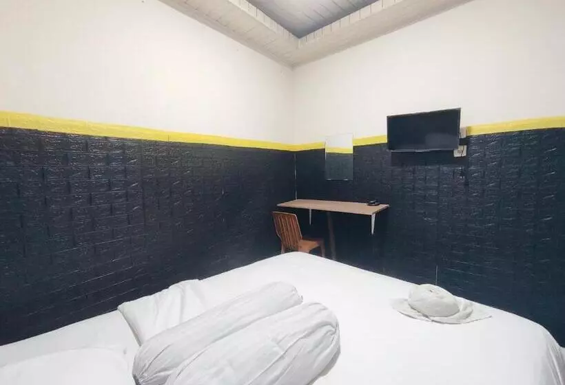 Majatalo Superstar Residence Tomohon Redpartner