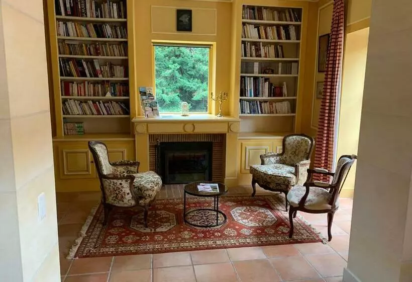 Majatalo Un Air De Toscane