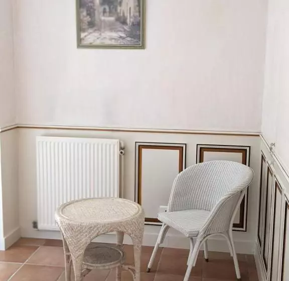 Majatalo Un Air De Toscane