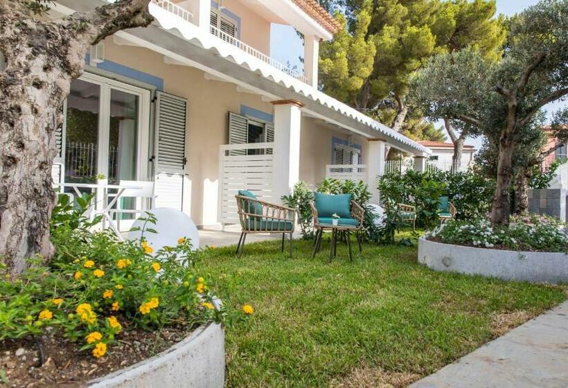 민박 4essences Boutique Rooms